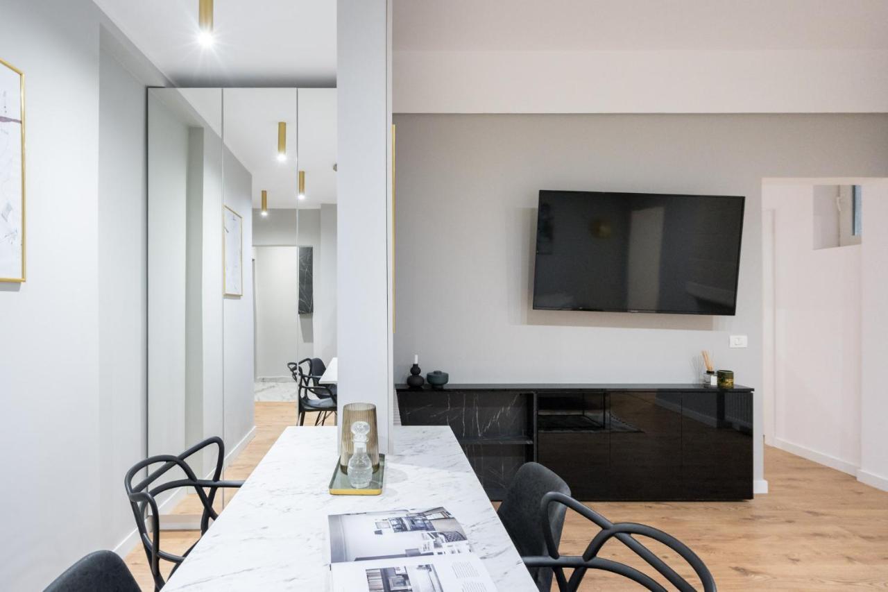 Crystal 3Bdr Apartment In Center Bukurešť Exteriér fotografie