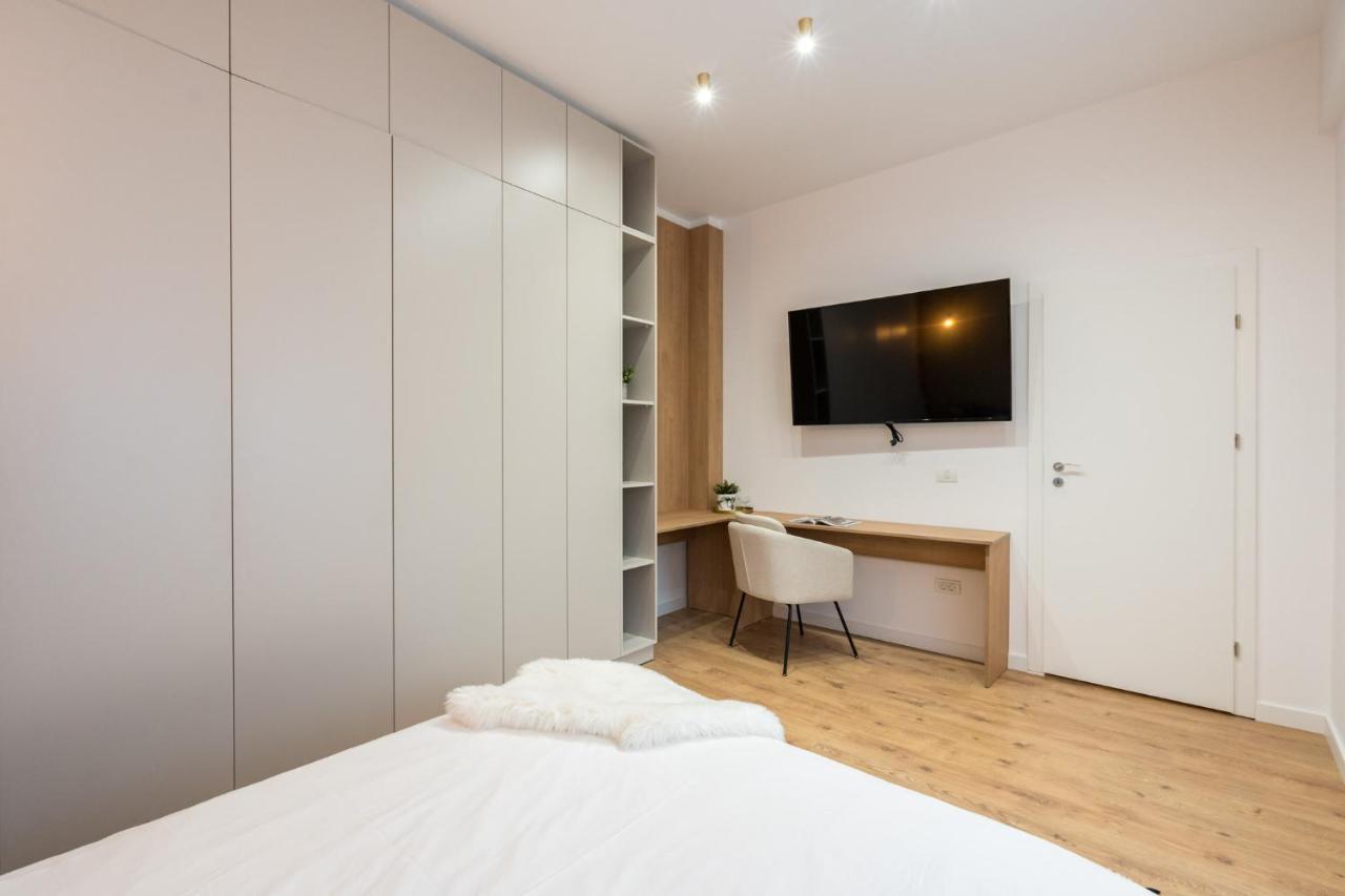 Crystal 3Bdr Apartment In Center Bukurešť Exteriér fotografie