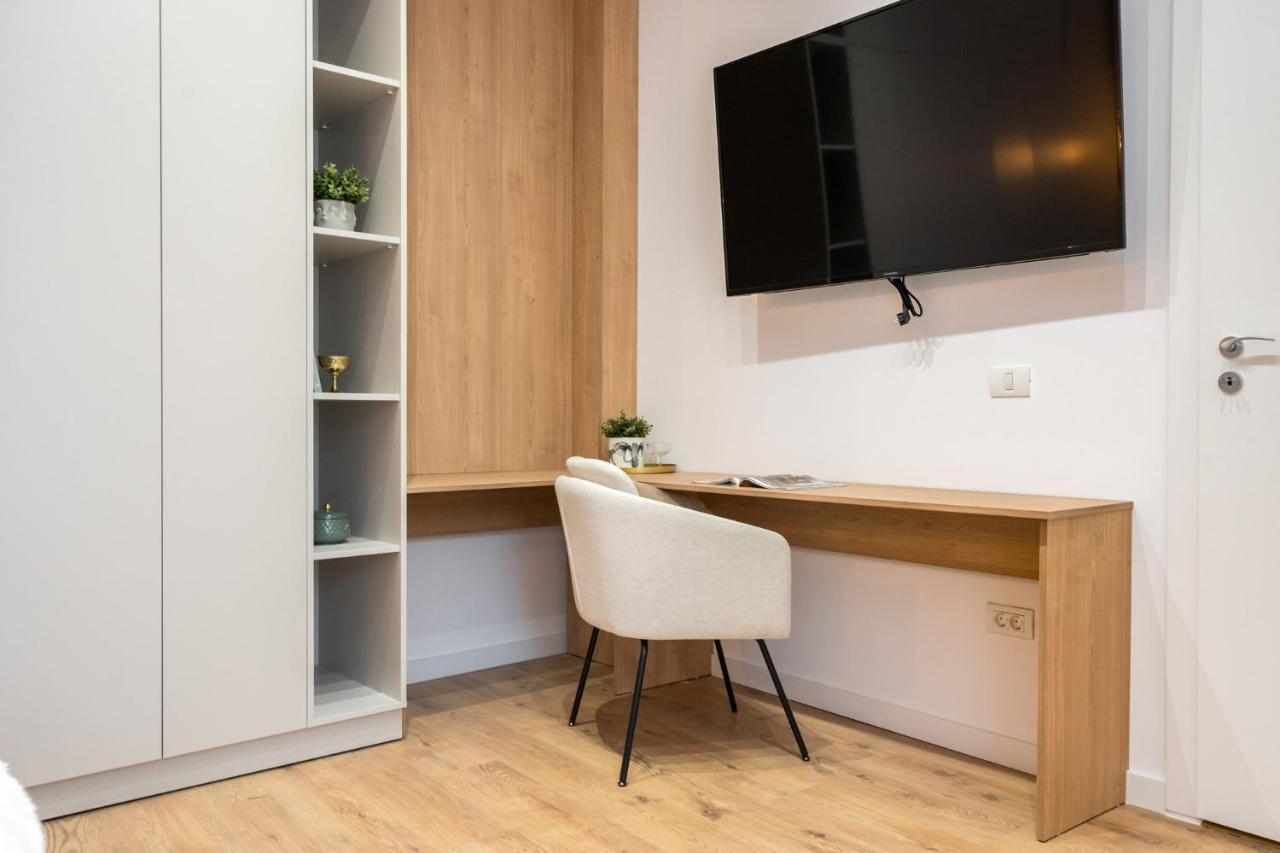 Crystal 3Bdr Apartment In Center Bukurešť Exteriér fotografie