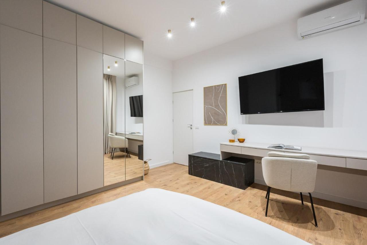 Crystal 3Bdr Apartment In Center Bukurešť Exteriér fotografie
