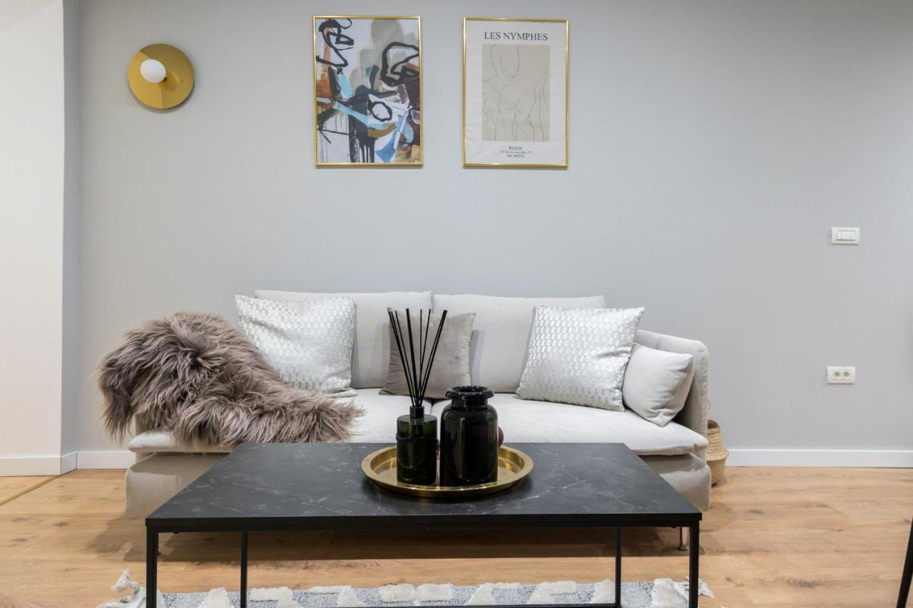 Crystal 3Bdr Apartment In Center Bukurešť Exteriér fotografie